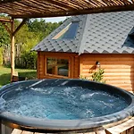 Belle Etoile Bed & Breakfast Soulaures
