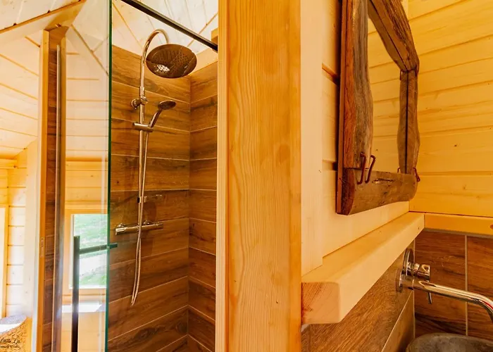 Belle Etoile Bed & Breakfast *